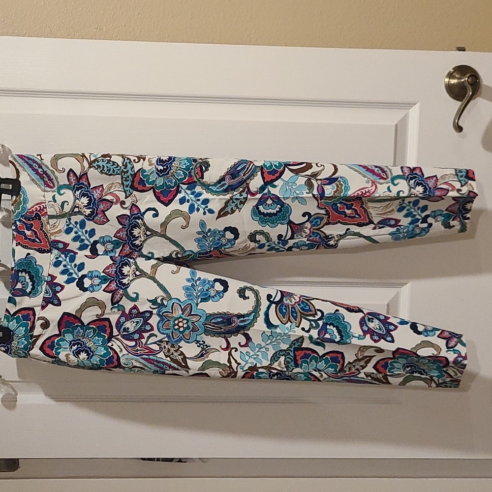 Chicos crop pants